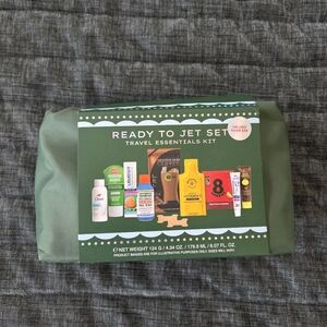 Green Travel Essentials Kit